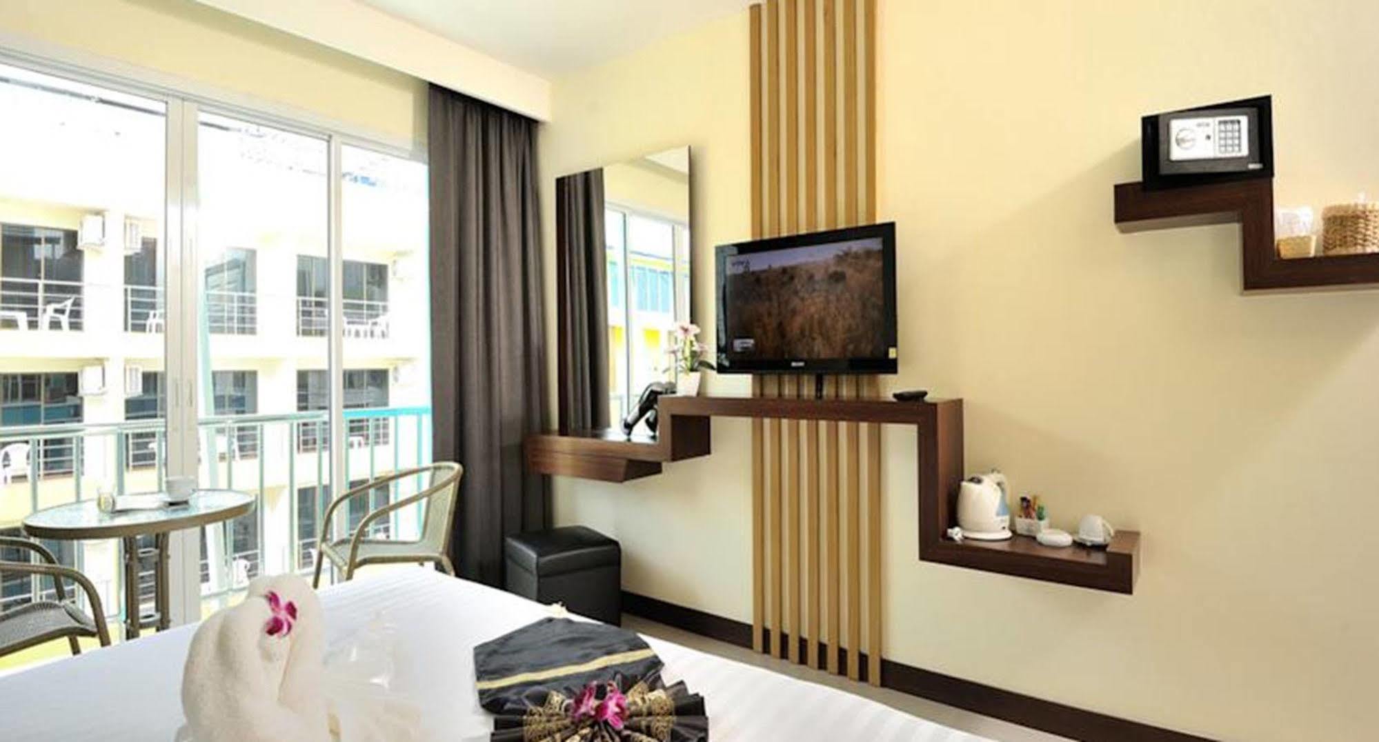 Pimrada Hotel Patong Dış mekan fotoğraf